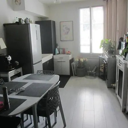 Chez Annie Chambre D'hotes Alloggio in famiglia *